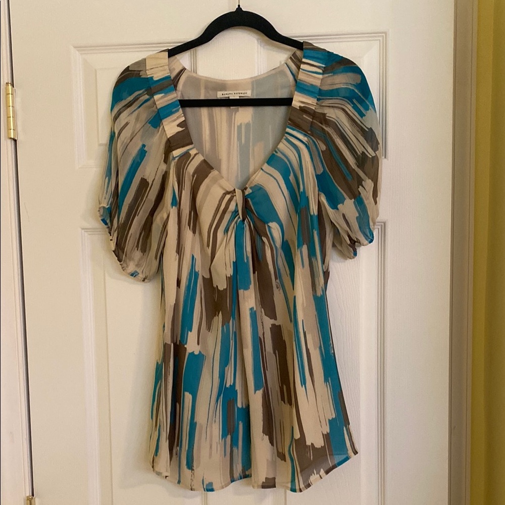 Banana Republic Blue and Tan Flutter Sleeve Blouse